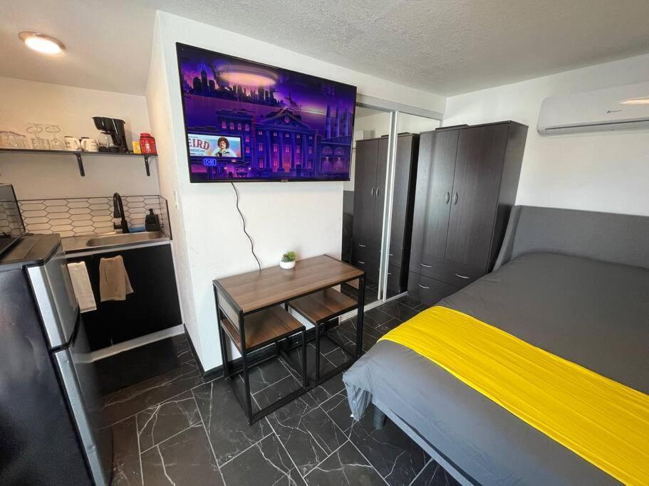 Your Tiny Downtown Home With Backyard Unit D Phoenix Dış mekan fotoğraf