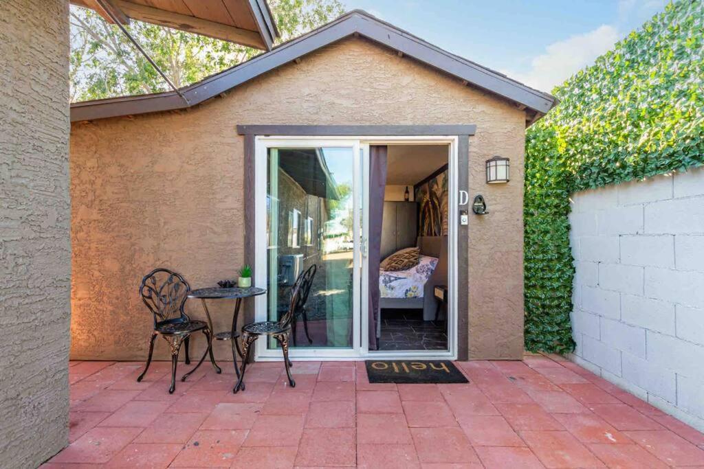 Your Tiny Downtown Home With Backyard Unit D Phoenix Dış mekan fotoğraf