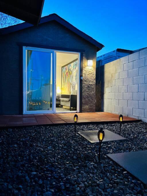 Your Tiny Downtown Home With Backyard Unit D Phoenix Dış mekan fotoğraf